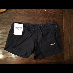 NWT Patagonia Women’s Shorts Size Medium